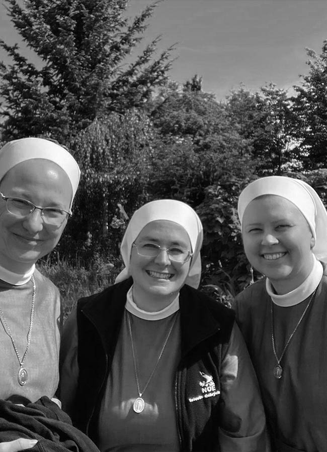 6DA1F743-966A-481E-8B50-86DFE25E1D3E-2